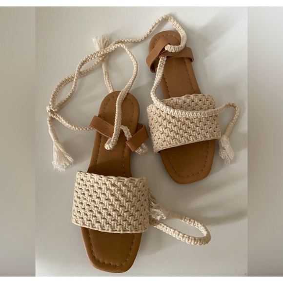 Pawuamba Designer Handmade Crochet Self-tie Sandals - Picture 1 of 10